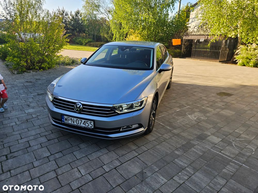 Volkswagen Passat 2.0 TDI SCR Comfortline DSG - 12