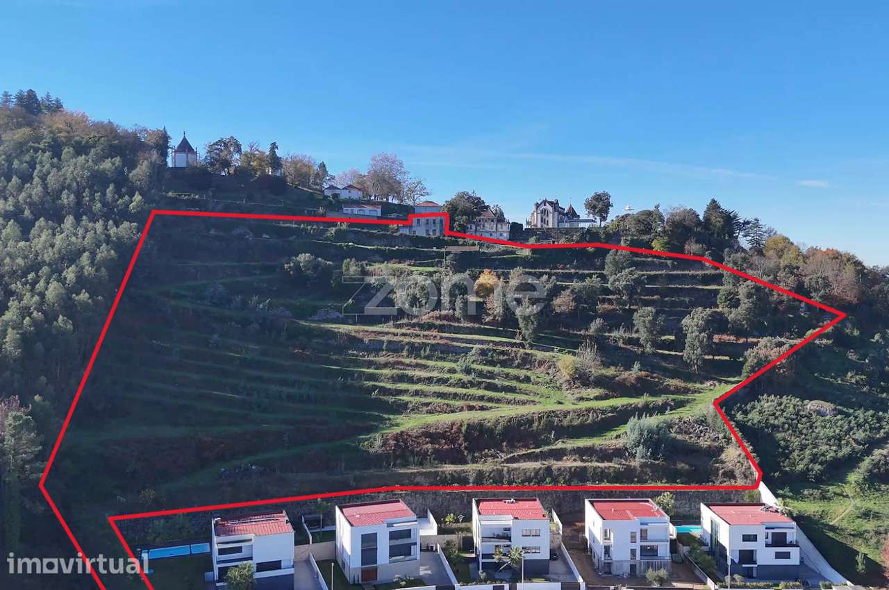 Quinta próxima do Bom Jesus em Este S. Pedro, Braga - Grande imagem: 2/47