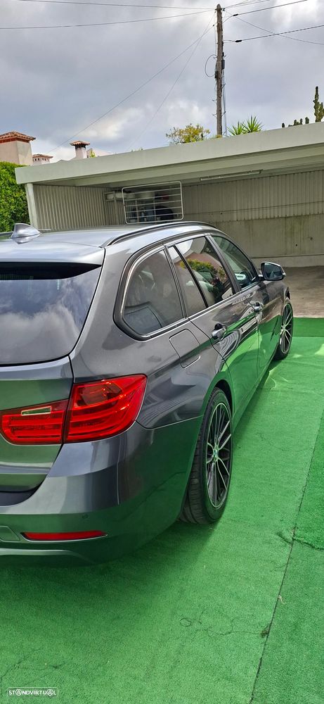 BMW 318 d Sport Line - 12