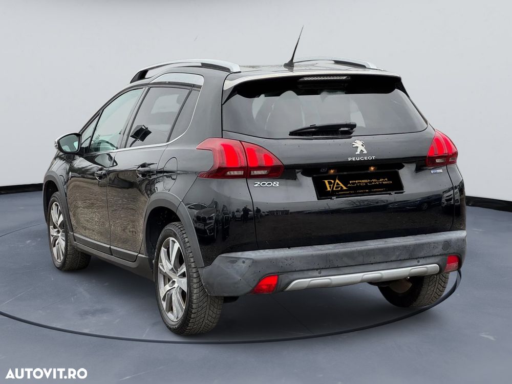 Peugeot 2008 PureTech 110 Stop&Start Crossway - 4