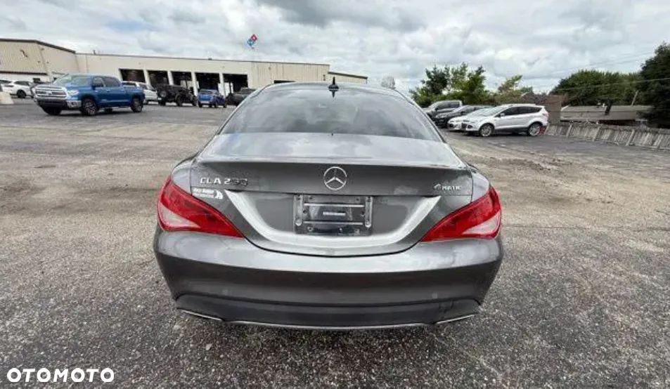 Mercedes-Benz CLA 250 4-Matic AMG Line - 7