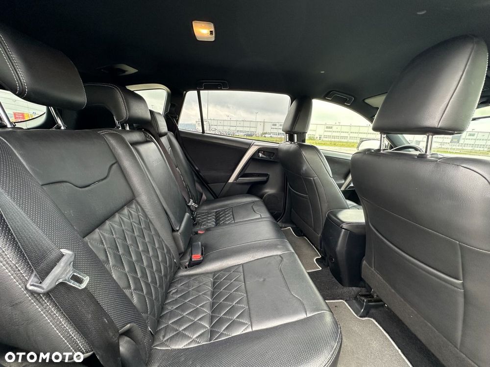 Toyota RAV4 Hybrid Prestige 4x4 - 17