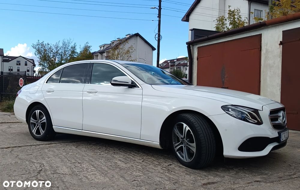 Mercedes-Benz Klasa E 220 d 9G-TRONIC - 12