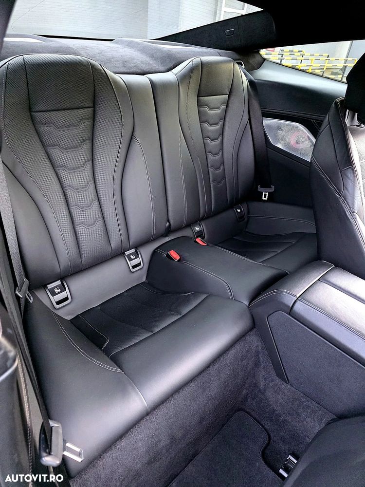 BMW M8 M850i xDrive - 21