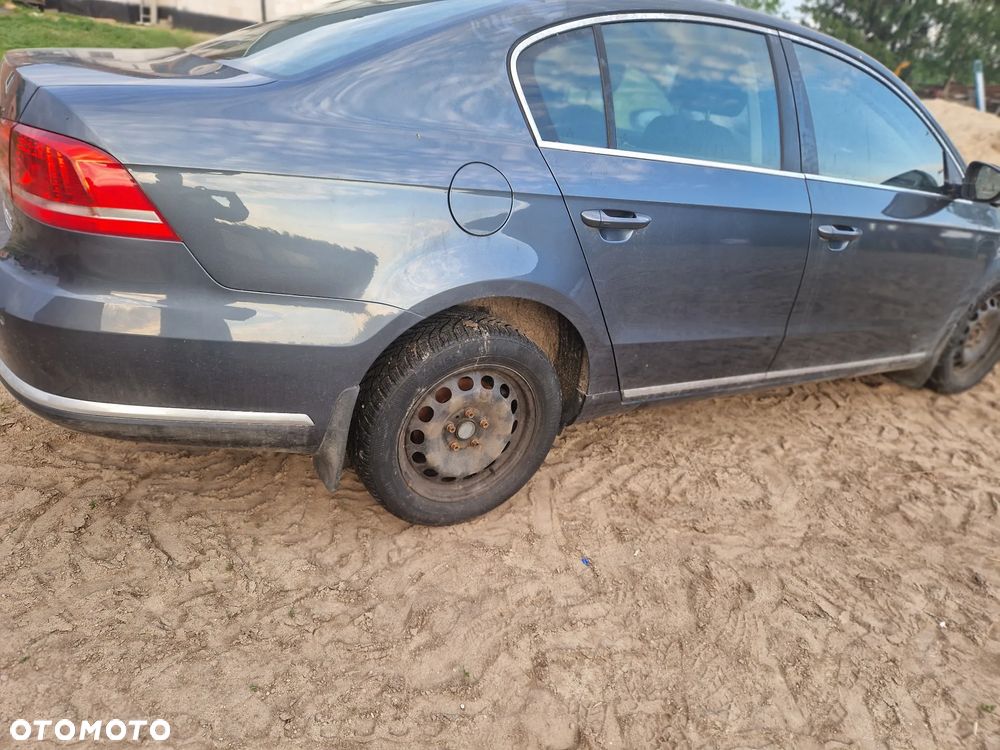 Volkswagen Passat 2.0 TDI Comfortline DSG - 1