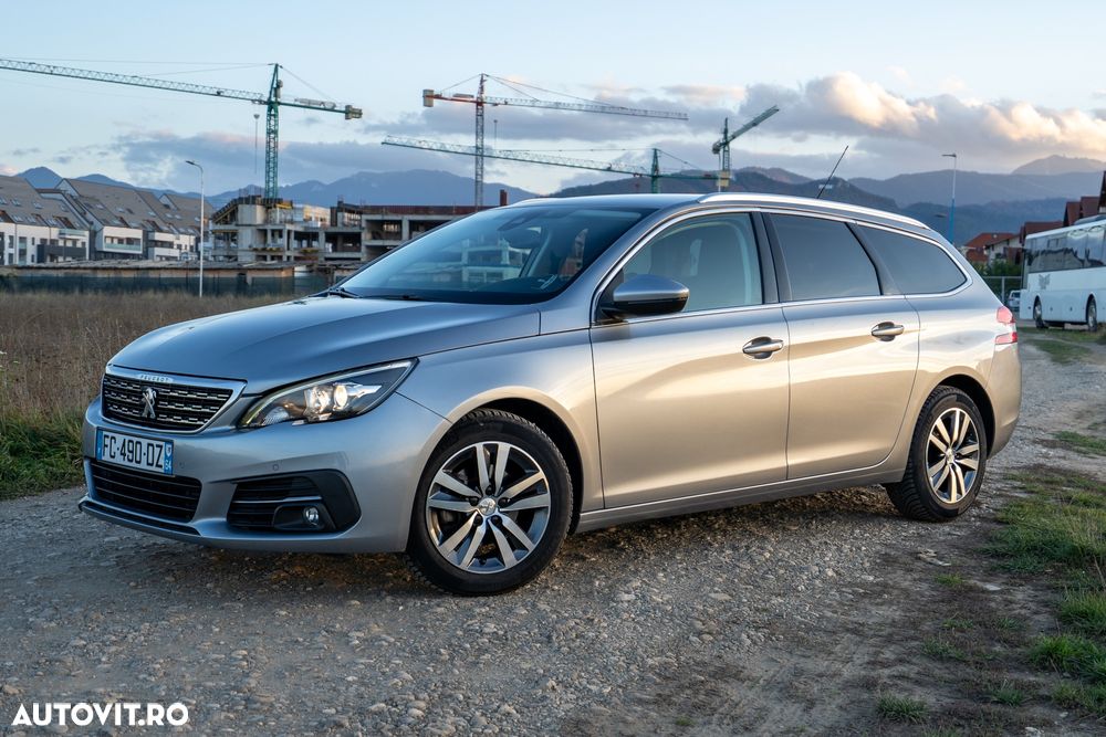 Peugeot 308 - 5