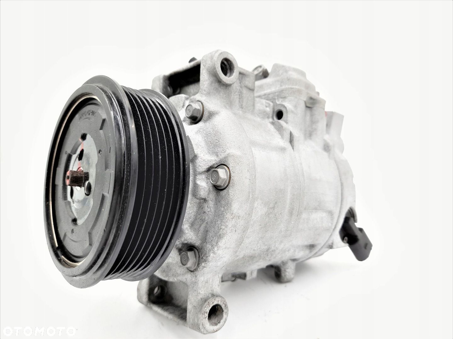 SPRĘŻARKA KLIMATYZACJI AUDI A4 A5 A6 A8 Q5 Q7 1.6 1.8 T 2.0 TDI 3.0 TDI - 1
