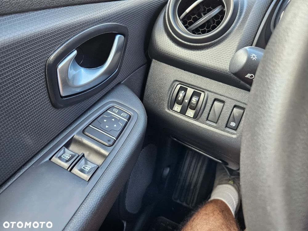 Renault Clio (Energy) TCe 75 Start & Stop LIFE - 19