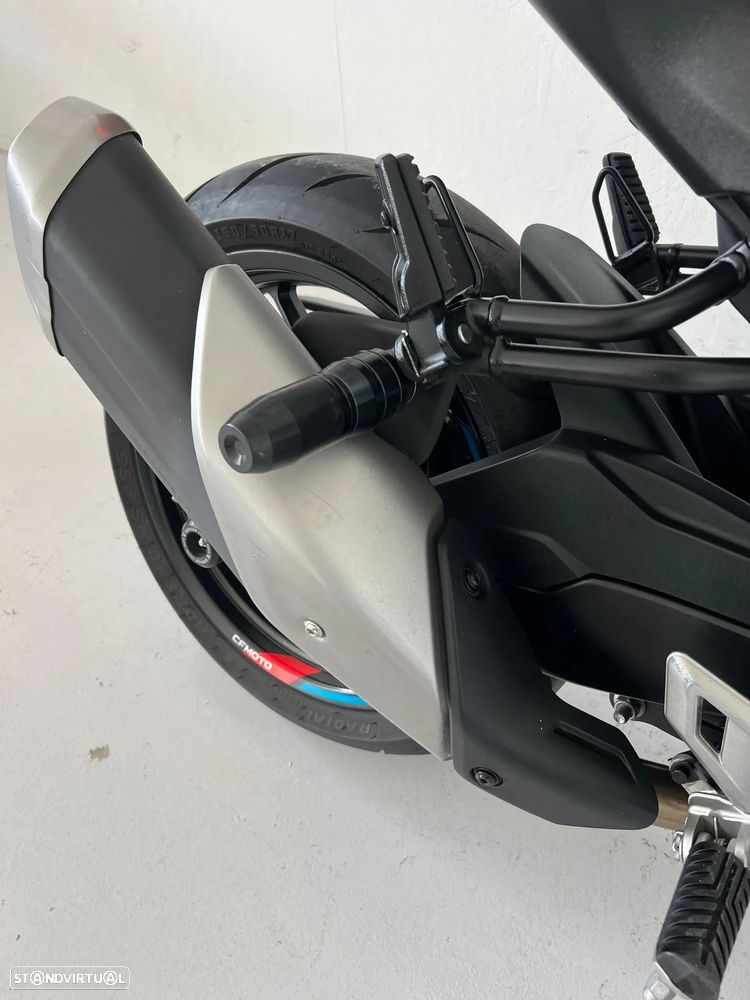 CF Moto 450NK - 14