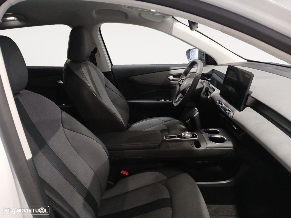 MG MGS5 EV 64 kWh Luxury - 13