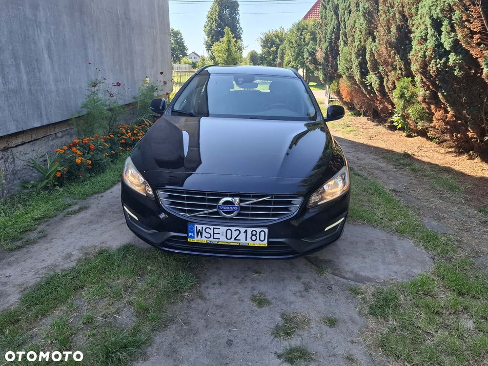Volvo V60 D2 Summum - 2