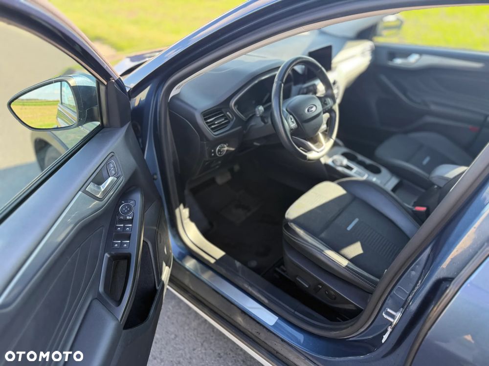 Ford Focus 1.0 EcoBoost Active - 14