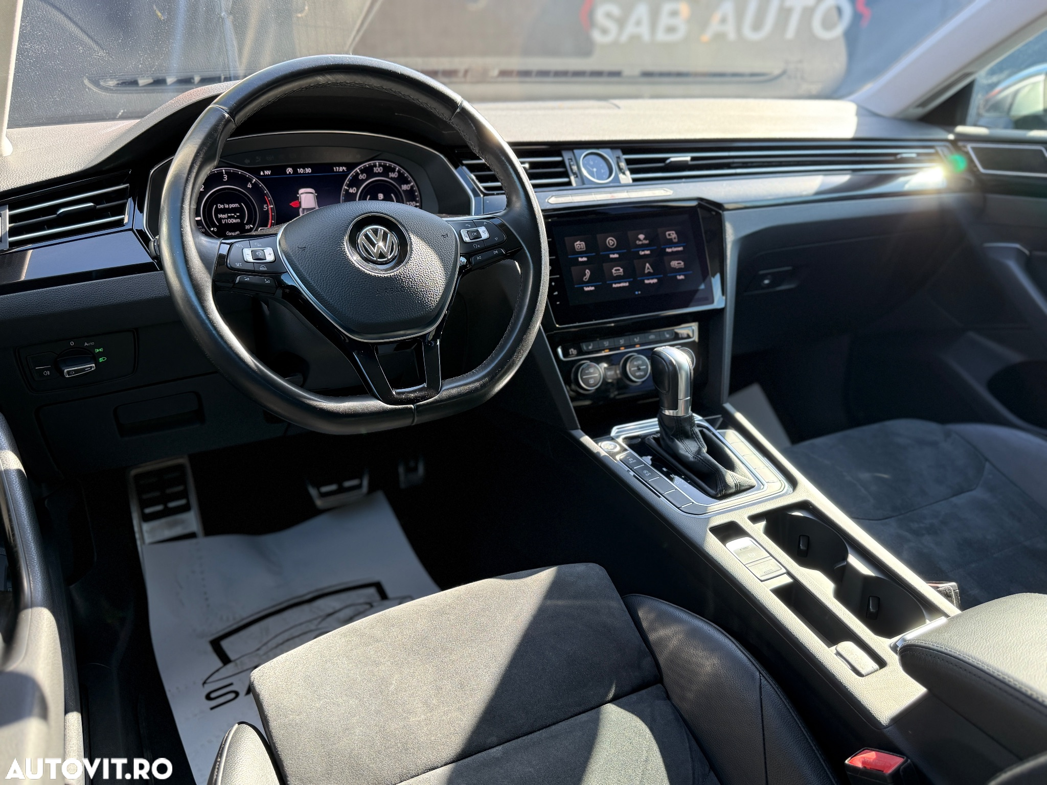Volkswagen ARTEON 2.0 TDI SCR DSG Elegance - 4