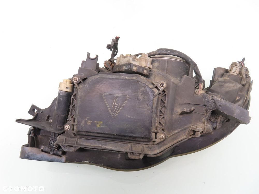 LAMPA PRAWA PRZEDNIA SUBARU OUTBACK III LIFT - 5