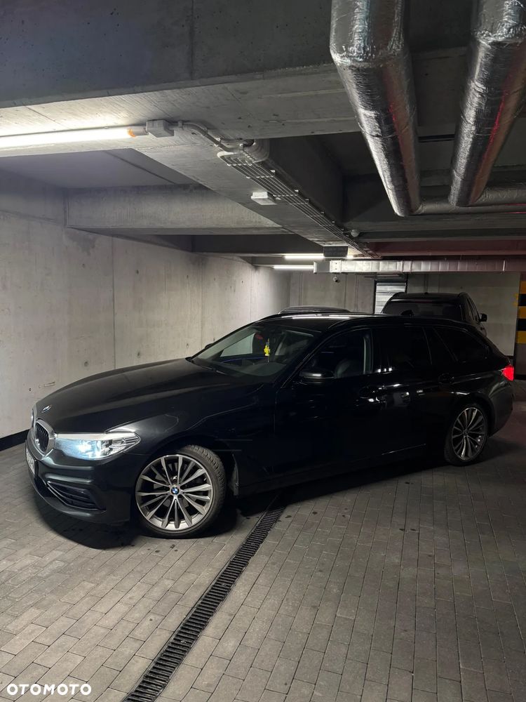 BMW Seria 5 518d Sport Line sport - 22