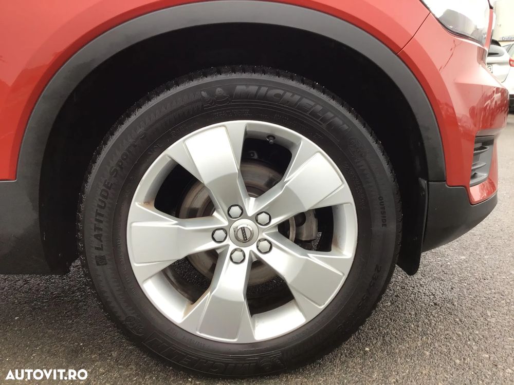 Volvo XC 40 T3 Geartronic Momentum - 27