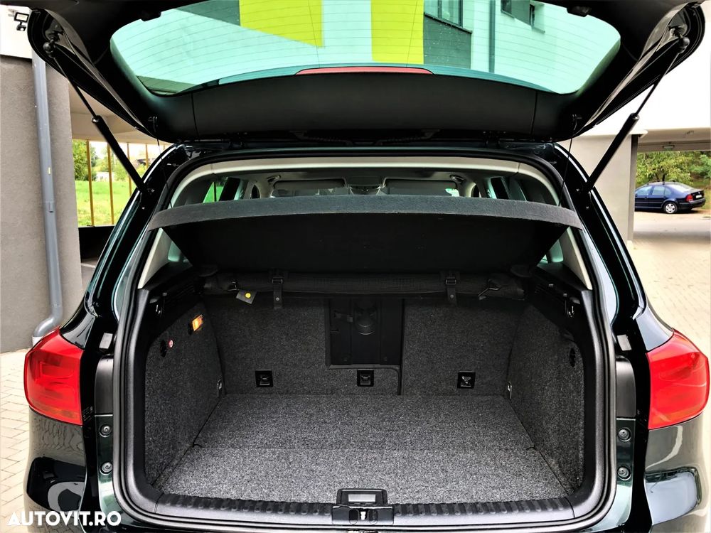Volkswagen Tiguan 2.0 TDI 4Motion DSG Sport & Style - 11