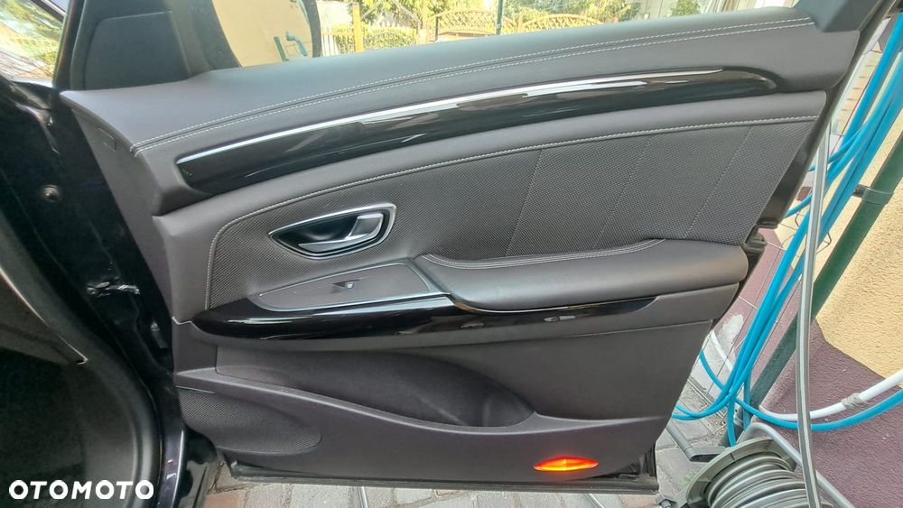 Renault Espace 1.6 dCi Energy Initiale Paris EDC 7os - 11