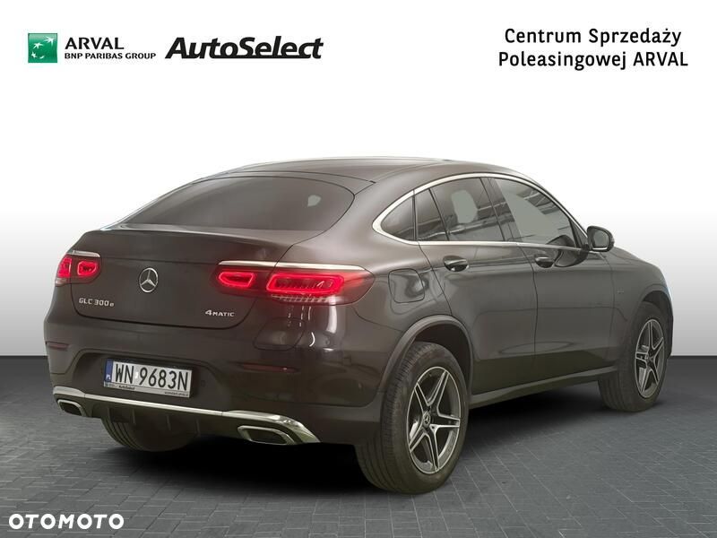 Mercedes-Benz GLC 300 e 4-Matic - 6