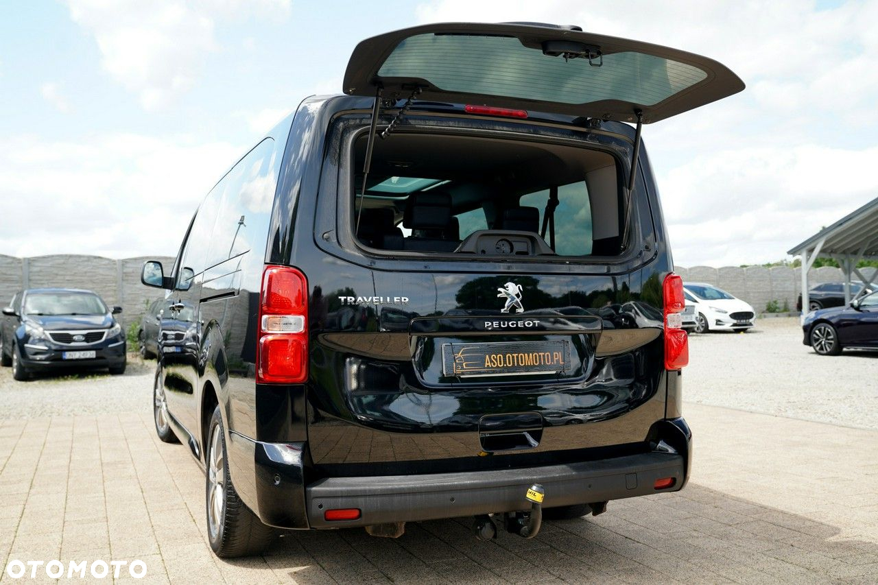 Peugeot Traveller - 13