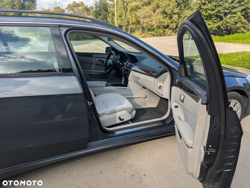 Mercedes-Benz Klasa E 350 CDI 4-Matic BlueEff - 6