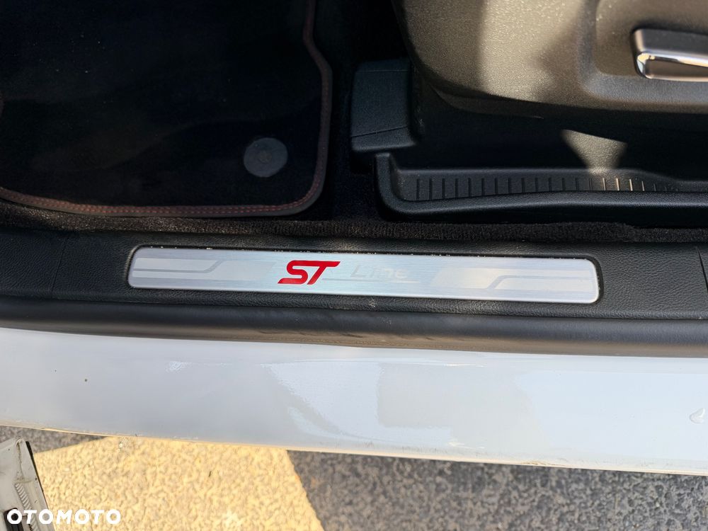 Ford Edge 2.0 TDCi Bi-Turbo 4x4 ST-LINE - 36