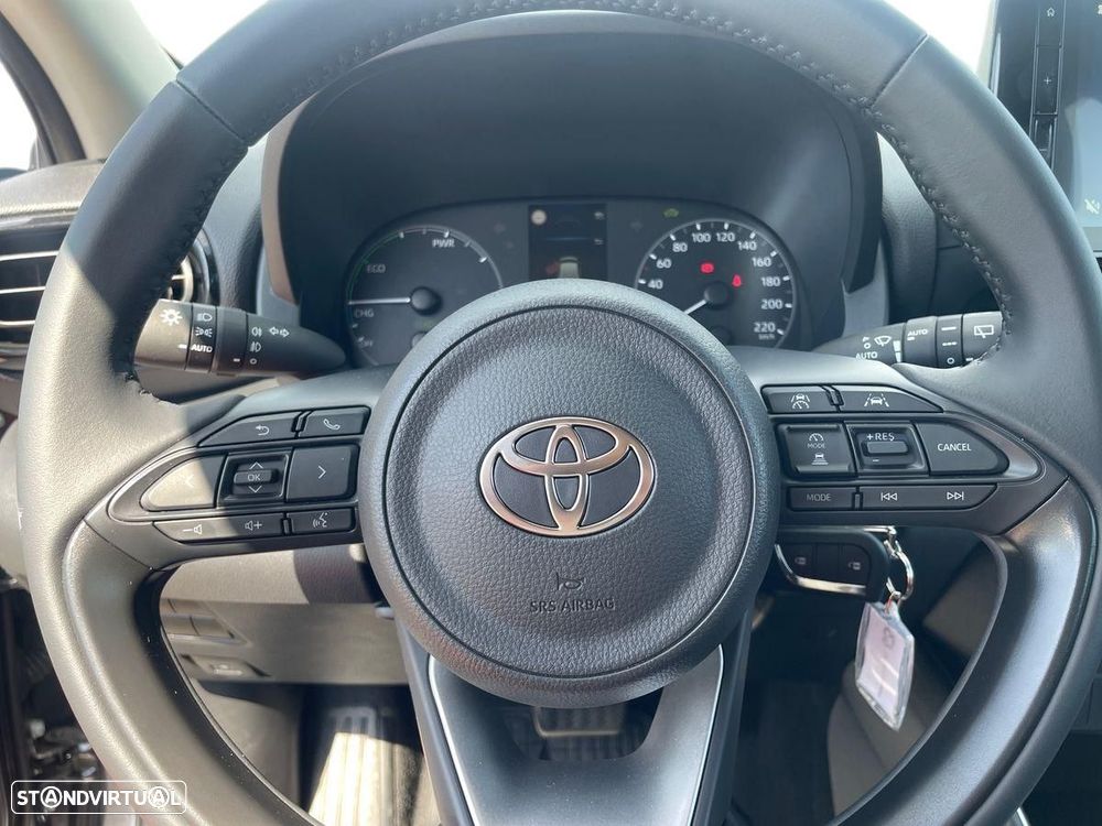 Toyota Yaris - 17