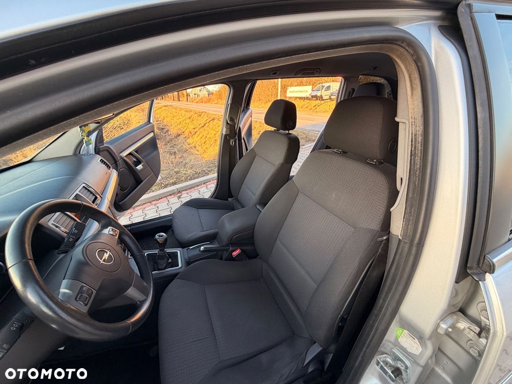 Opel Vectra - 12