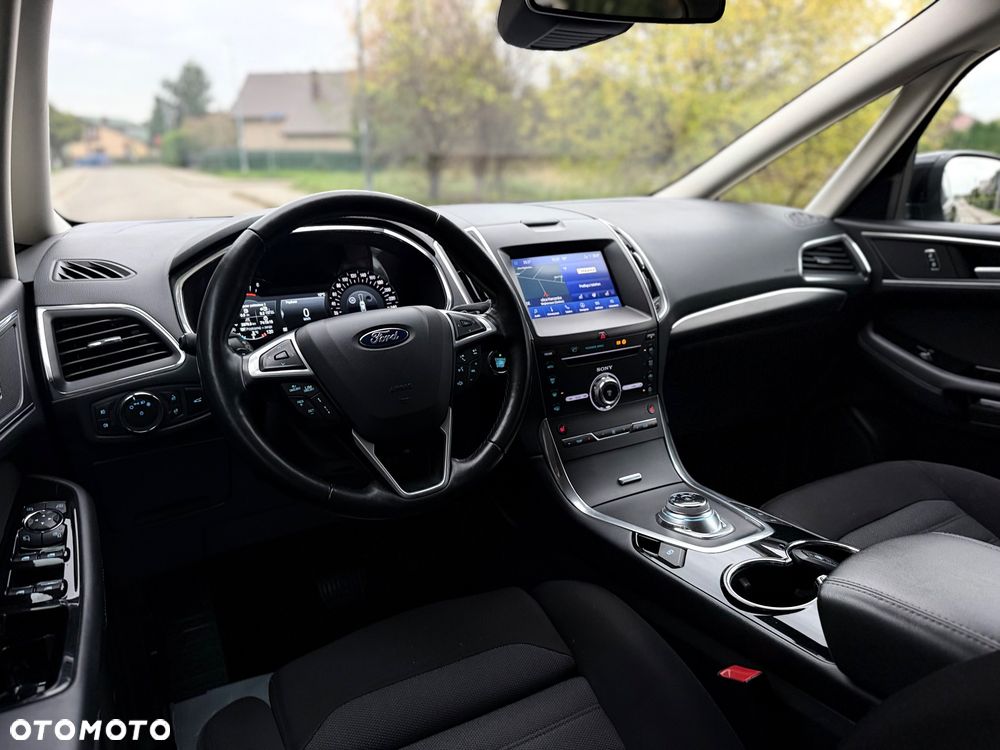 Ford S-Max 2.0 EcoBlue Titanium - 21