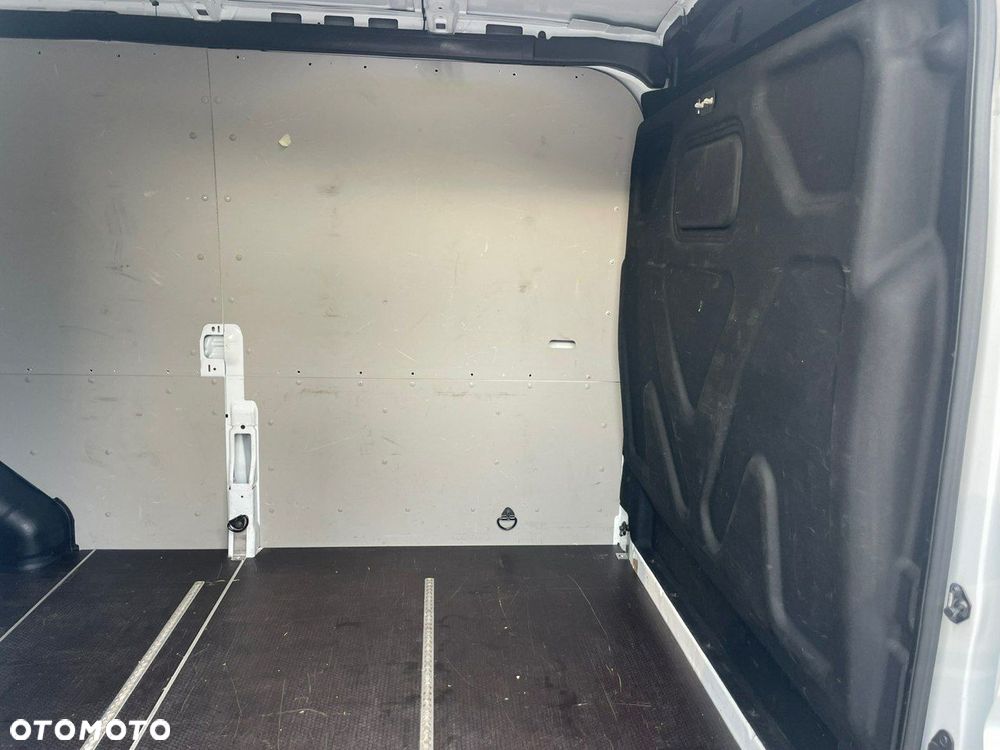 Ford Transit - 9