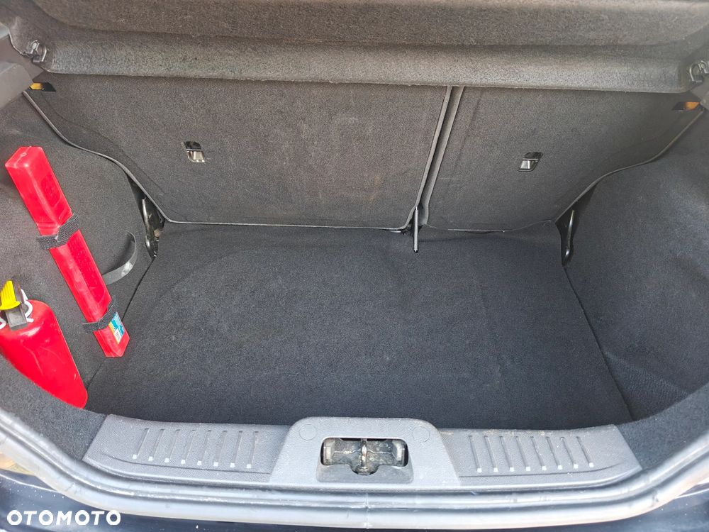 Ford Fiesta 1.0 EcoBoost Titanium - 35