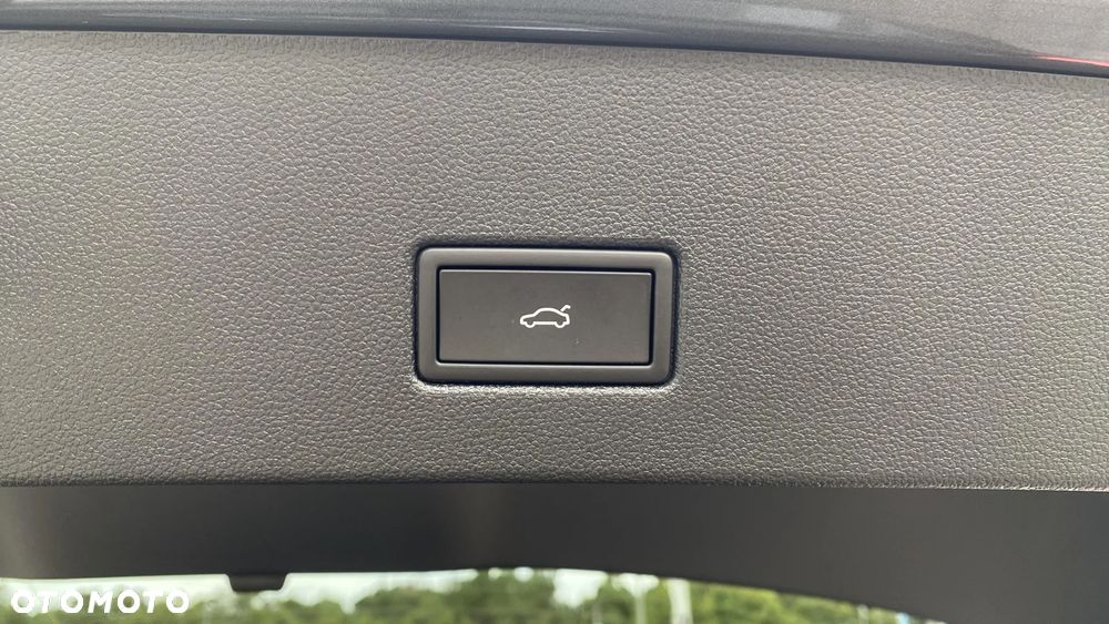 Volkswagen T-Roc 1.5 TSI Final Edition - 23