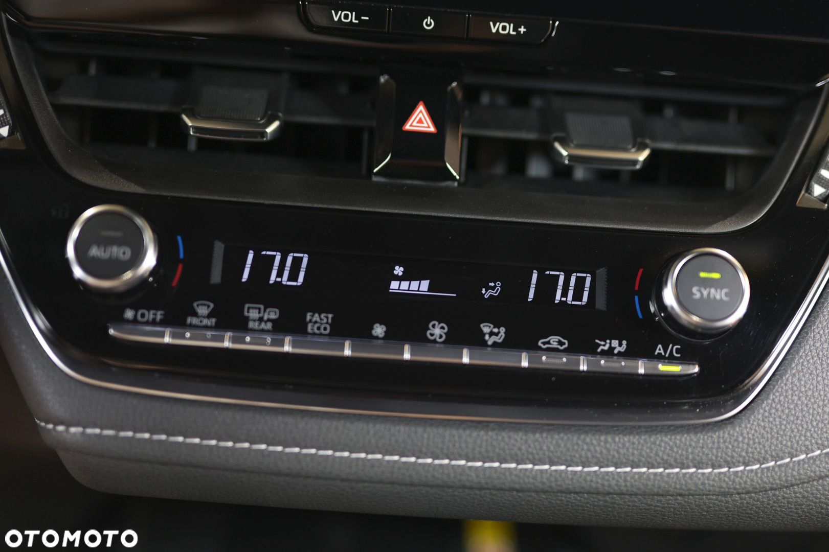 Toyota Corolla - 16