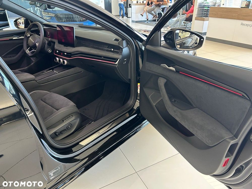 Skoda Superb 1.5 TSI mHEV Sportline DSG - 12