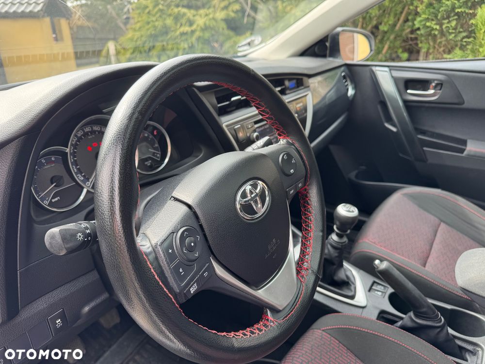 Toyota Auris 2.0 D-4D Prestige - 14