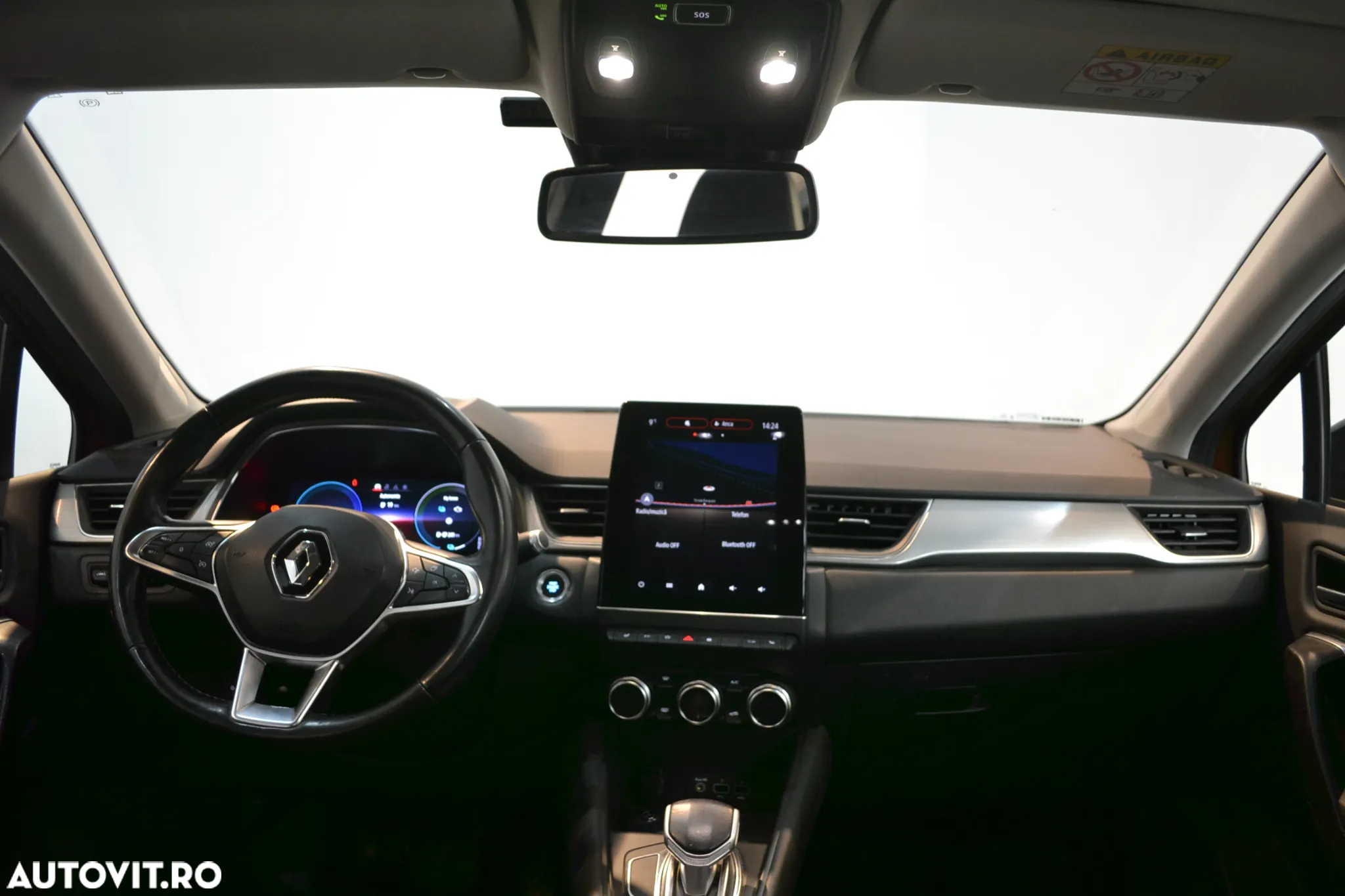 Renault Captur E-Tech Plug-In-Hybrid Intens - 3