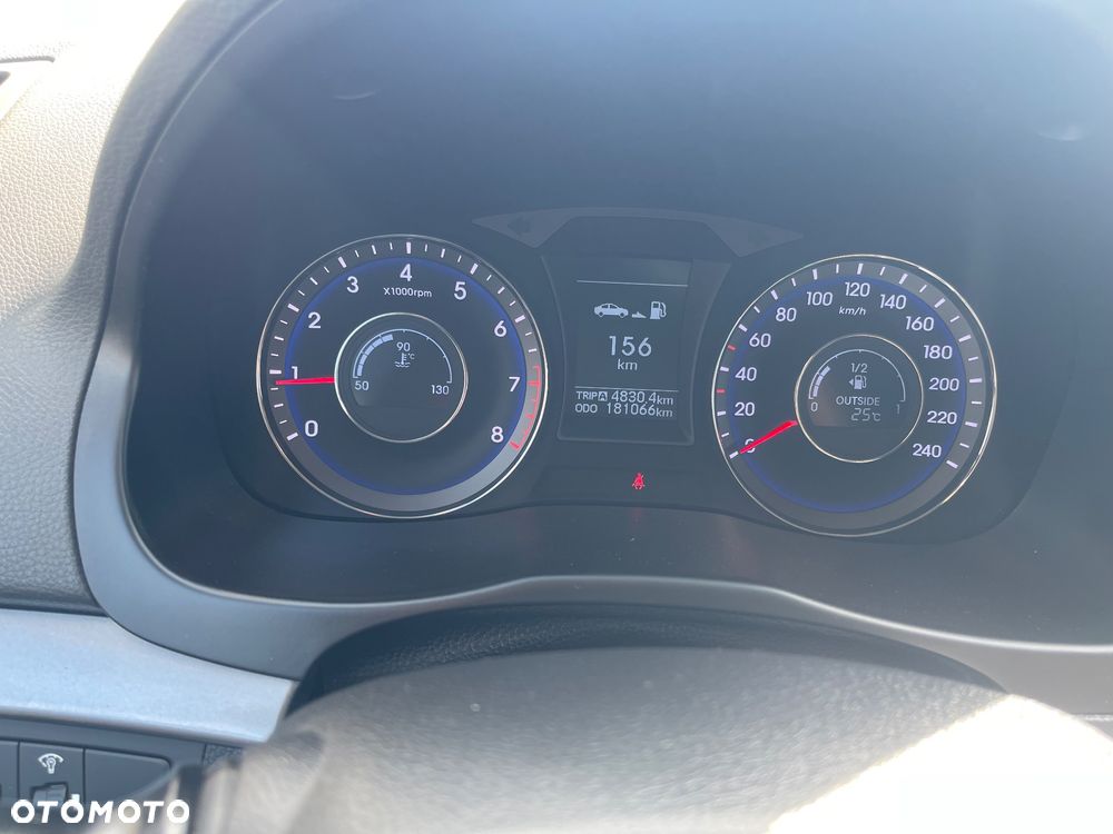 Hyundai i40 1.6 Comfort - 11