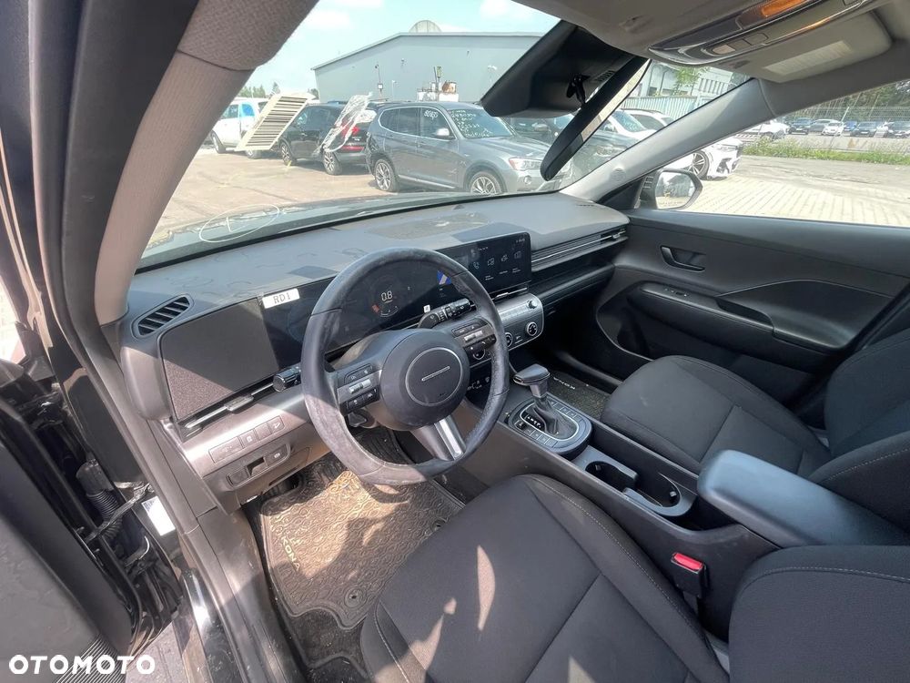 Hyundai Kona - 11
