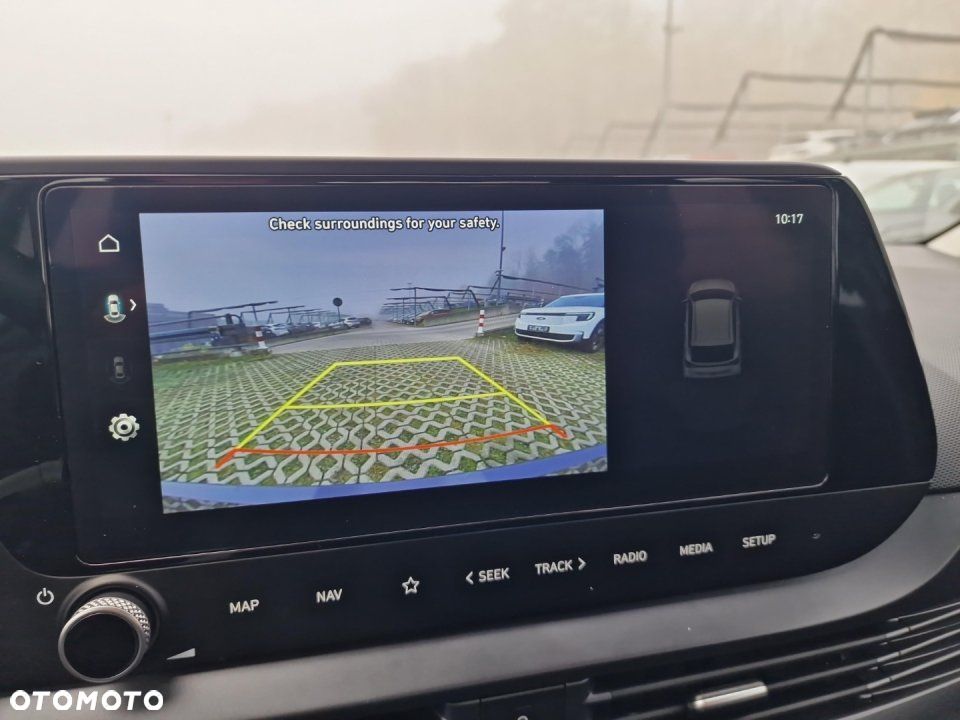 Hyundai i20 - 20