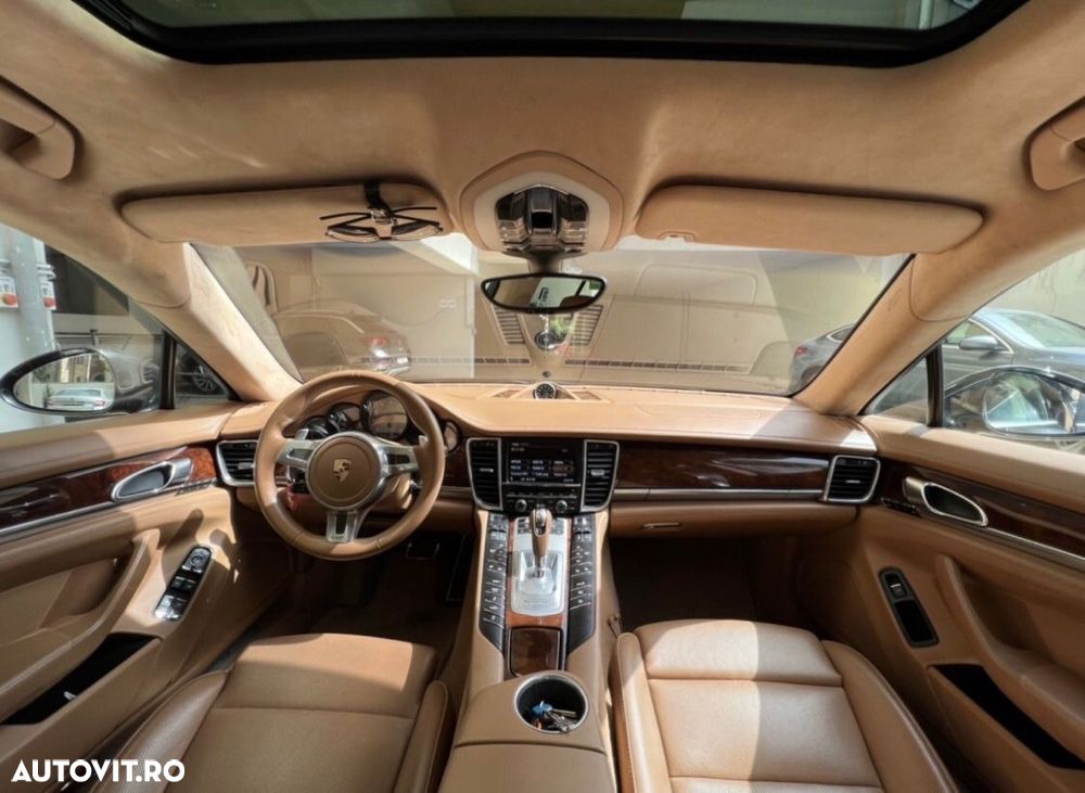 Porsche Panamera 4S PDK - 4