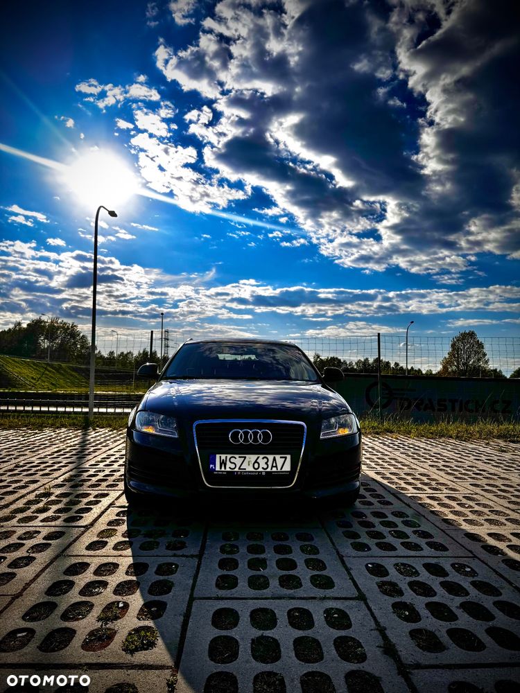 Audi A4 Avant - 14