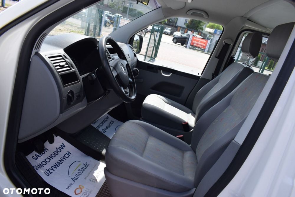 Volkswagen Transporter - 17