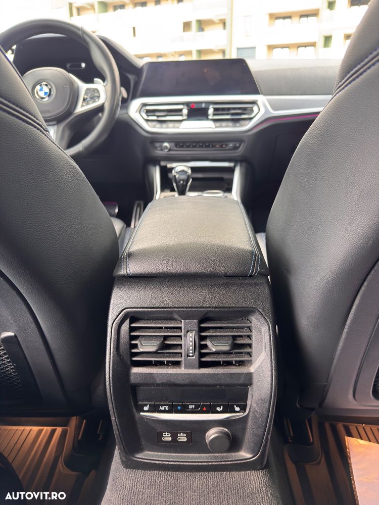 BMW Seria 3 330i AT M Sport - 31