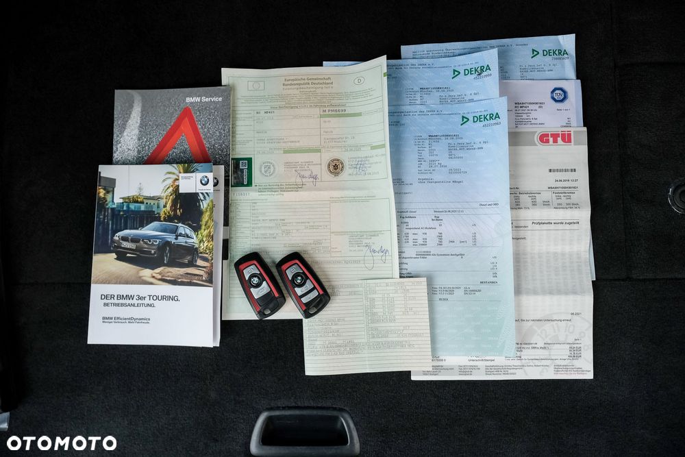 BMW Seria 3 318d Sport Line Shadow - 40