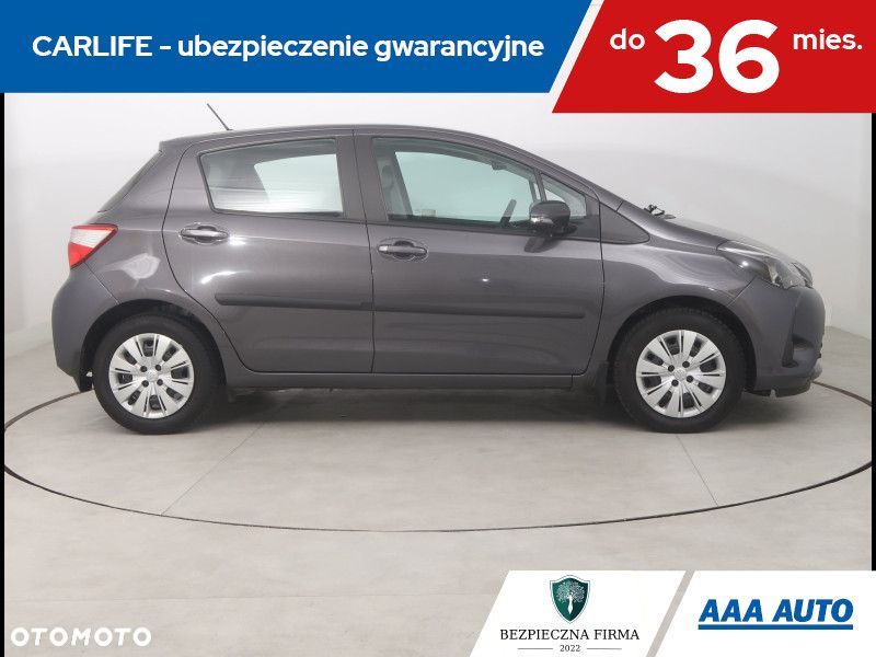 Toyota Yaris - 7