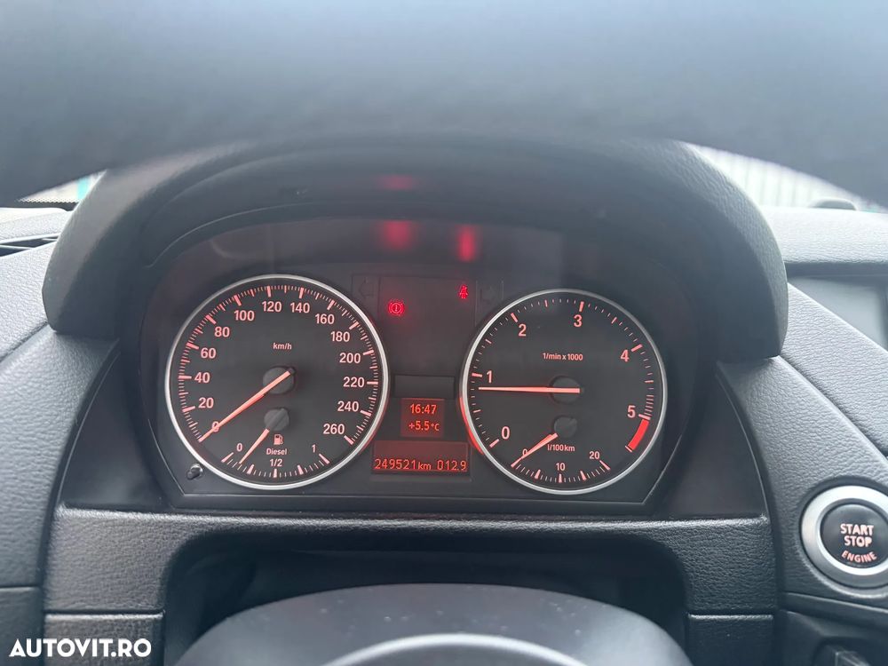 BMW X1 sDrive18d Sport Line - 22