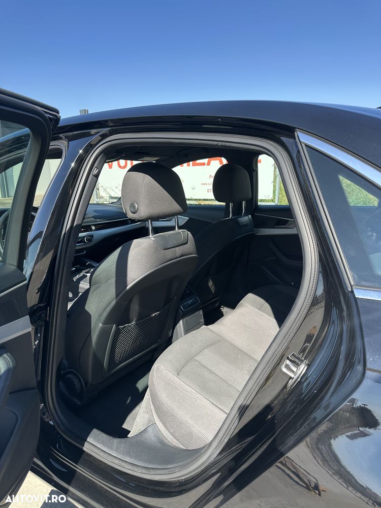 Audi A4 2.0 TDI S tronic - 23