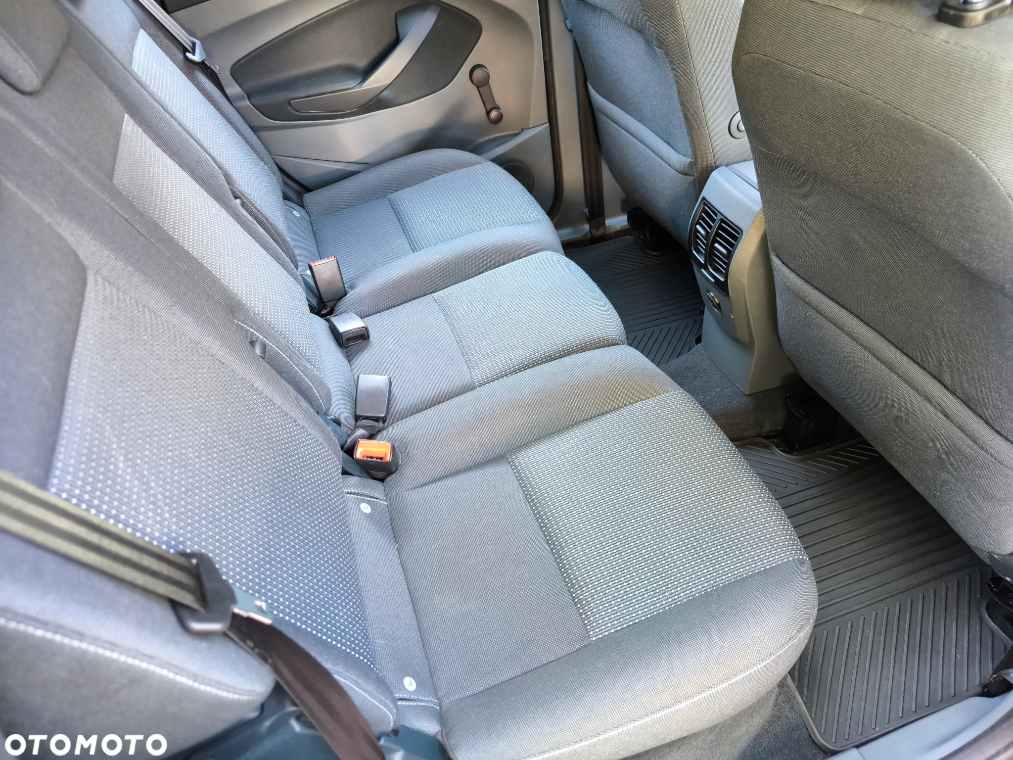 Ford C-MAX 1.6 Trend - 14