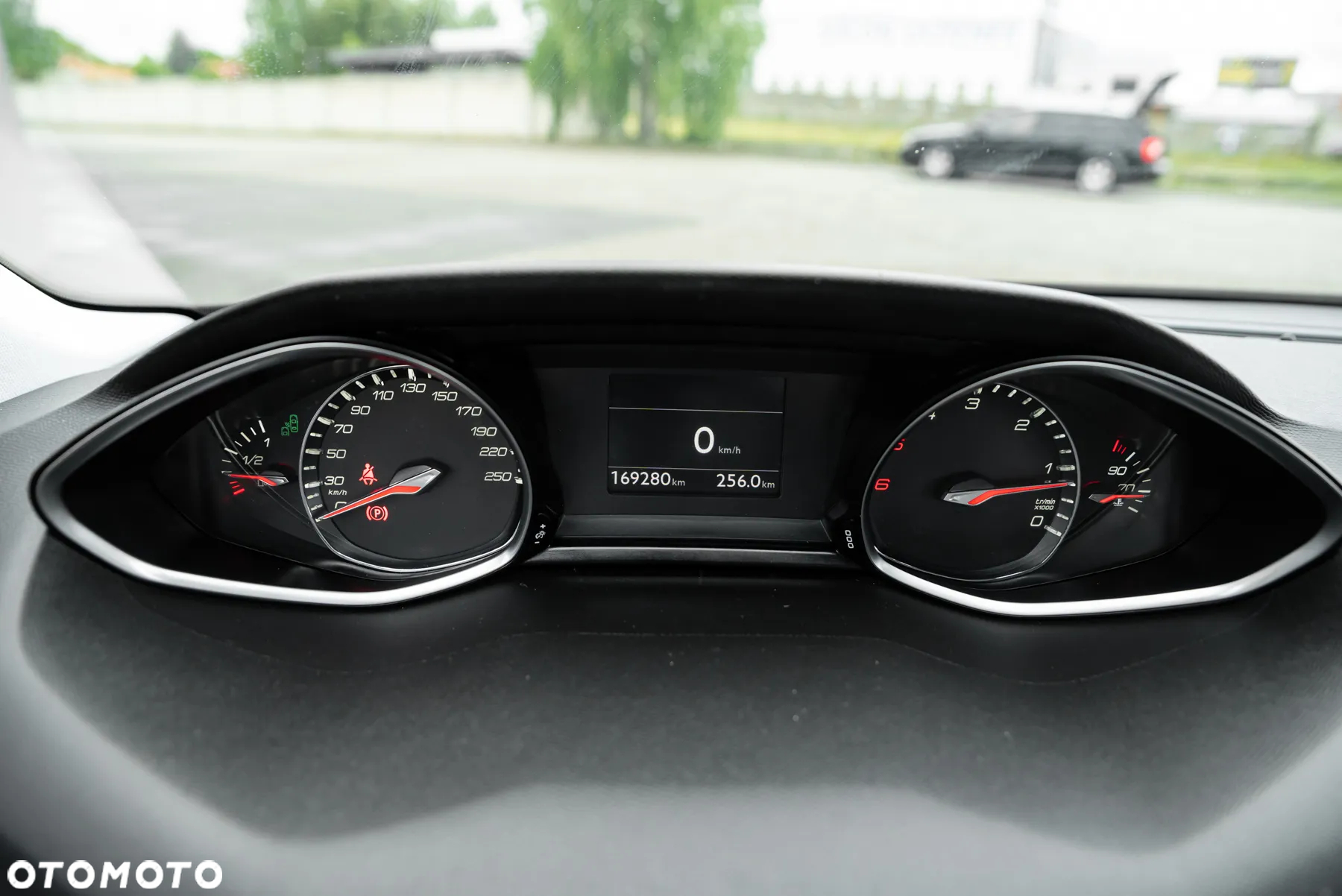 Peugeot 308 2.0 BlueHDi Allure S&S - 25