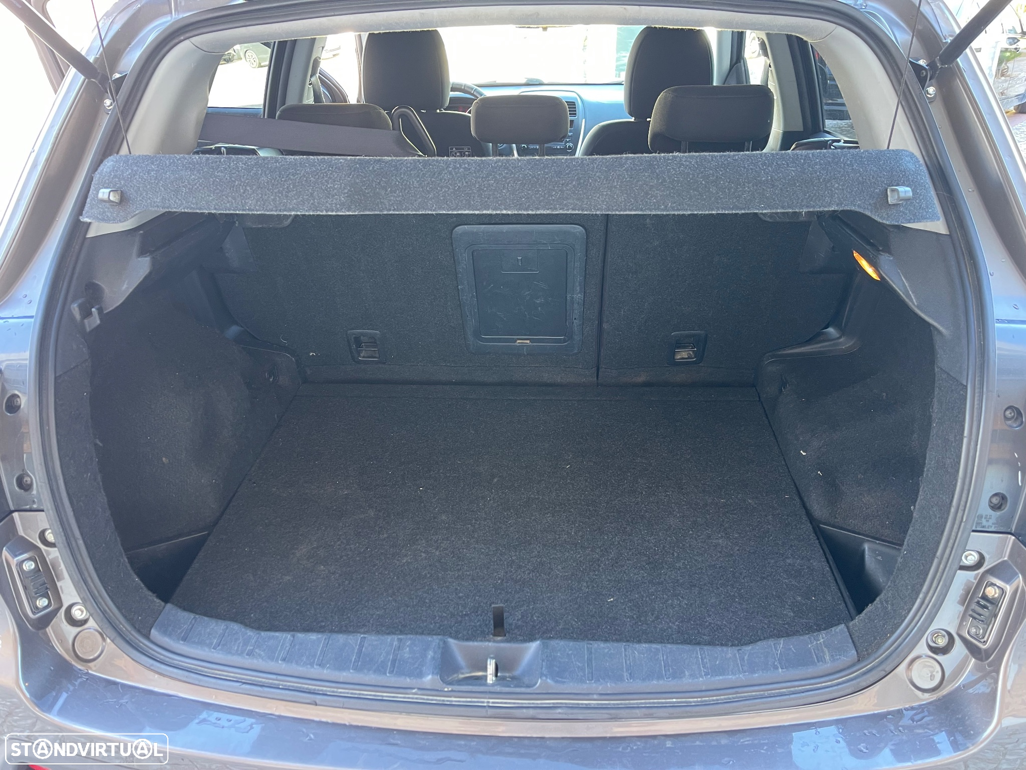 Mitsubishi ASX 1.8 DI-D Instyle - 12